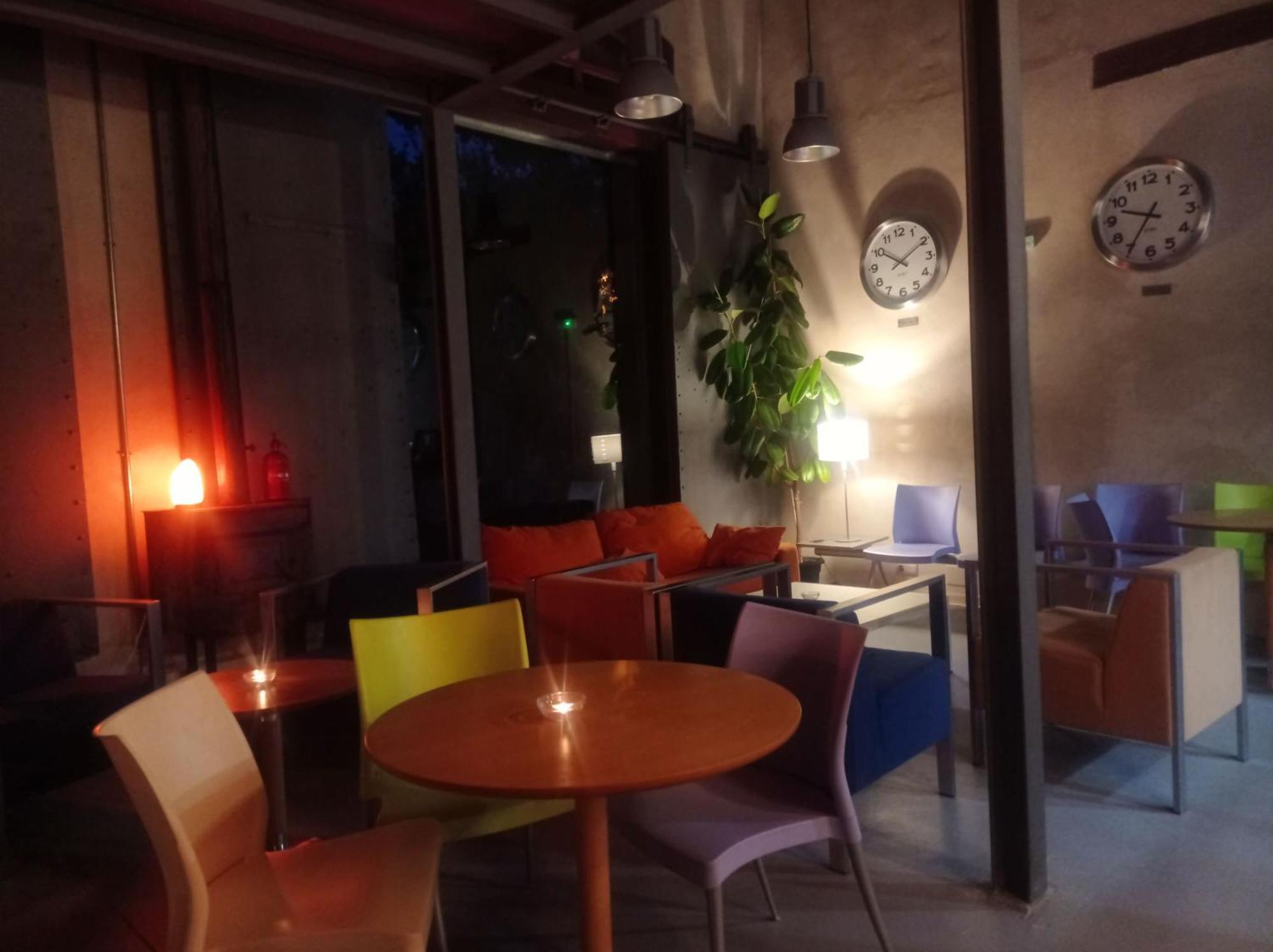 Albergue & Cafeteria Via De La Plata 헤바스 외부 사진